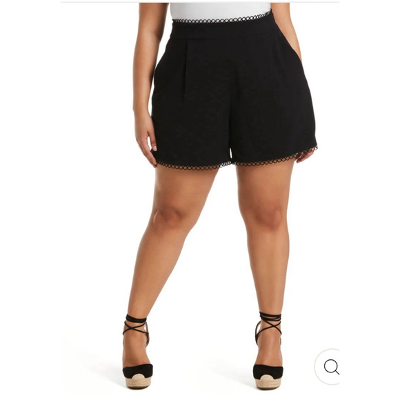 Rafaella PLUS SIZE CLASSIC FIT SHORT WITH LOOP TRIM NWT - Picture 3 of 4